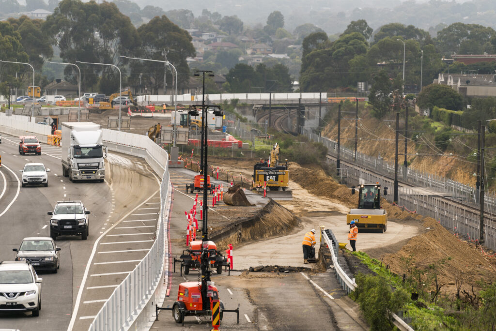 Hurstbridge Line tunnel extension nears completion as trains return to service